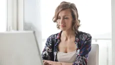 Patient accessing care online 