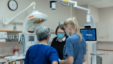 Clinical staff discussing among themselves