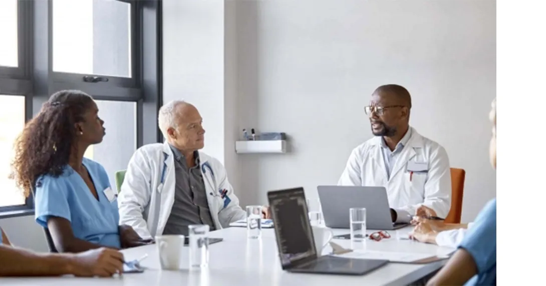 Hospital doctors meeting